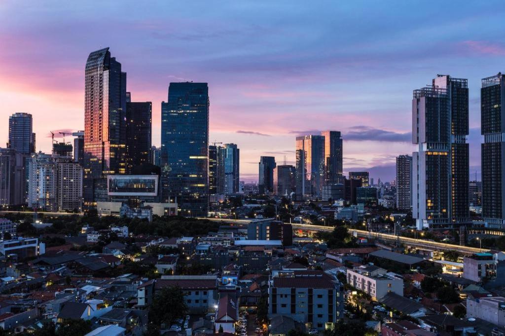 OYO 2256 Danysa Guesthouse Syariah Jakarta Bagian luar foto